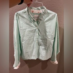 American Eagle Cropped Button Down (with tag)